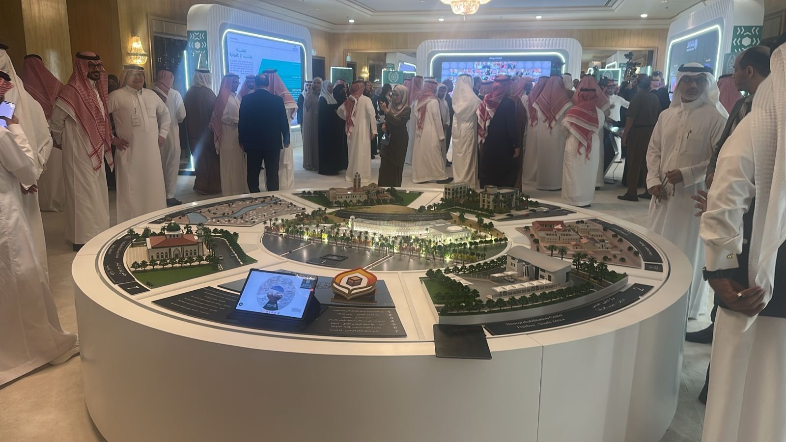 Architectural Scale Models — Maquettes